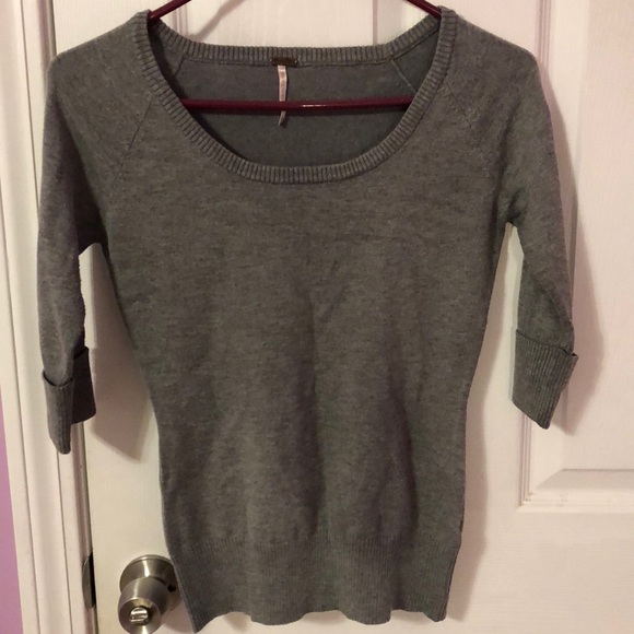 Sweater - Picture 1 of 1